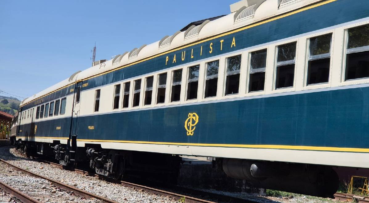 Trem de Guararema 1 executiva