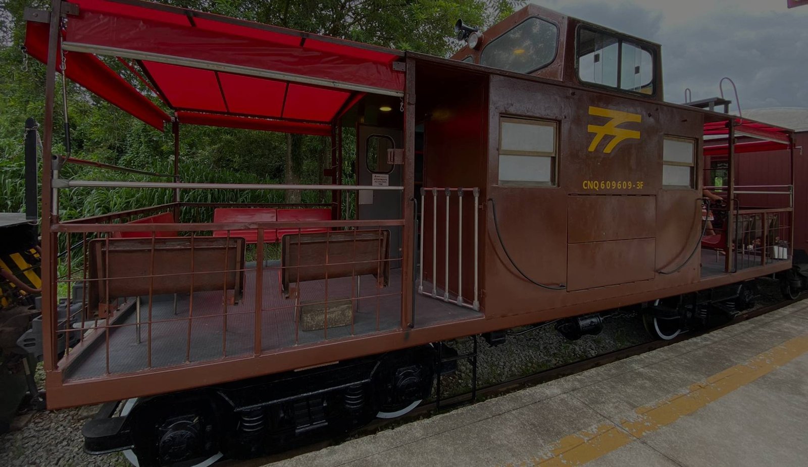 caboose trem de guararama